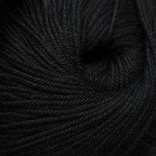 Load image into Gallery viewer, Cascade 220 Superwash Wool
