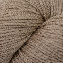 Load image into Gallery viewer, Cascade 220 100% Wool Solids