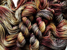 Load image into Gallery viewer, Songbird Yarns Worsted Weight
